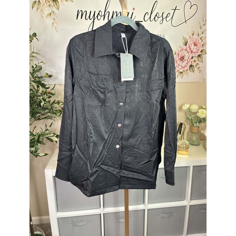 Uoozee Button-Down Long Sleeve Metallic Shirt with Pocket Women’s